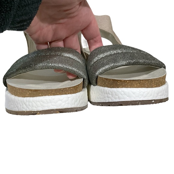 OTBT Libra Silver Wedge Sandals Size 10M Platform Leather Lug Sole Boho NWOT - Picture 7 of 10